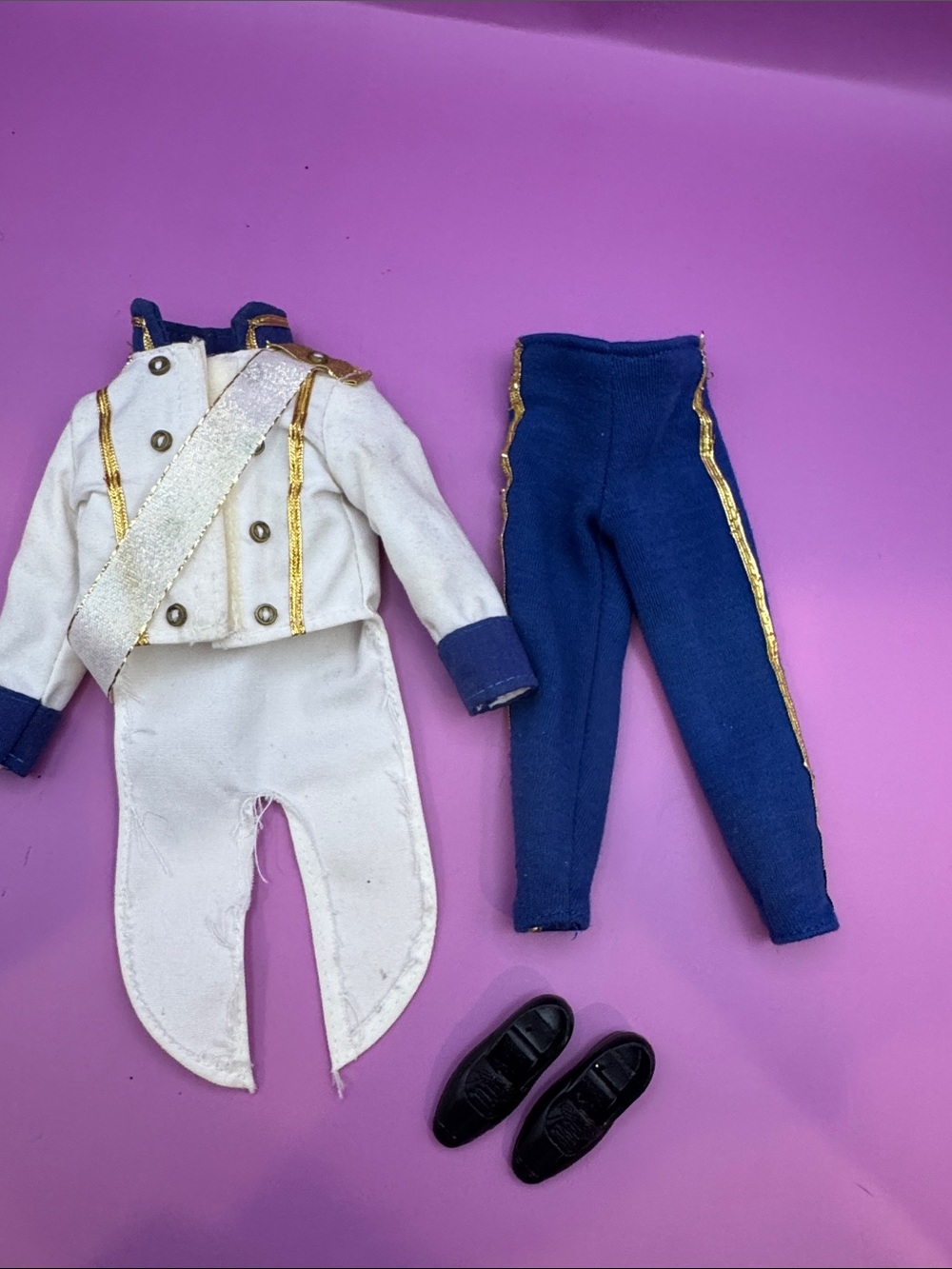 Vintage 1991 Disney Little Mermaid Prince Eric Wedding Doll Original Outfit